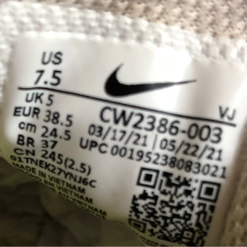 Nike Crater Impact. Size 7.5 - Picture 11 of 16